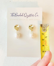 Load image into Gallery viewer, The Betsy Earrings